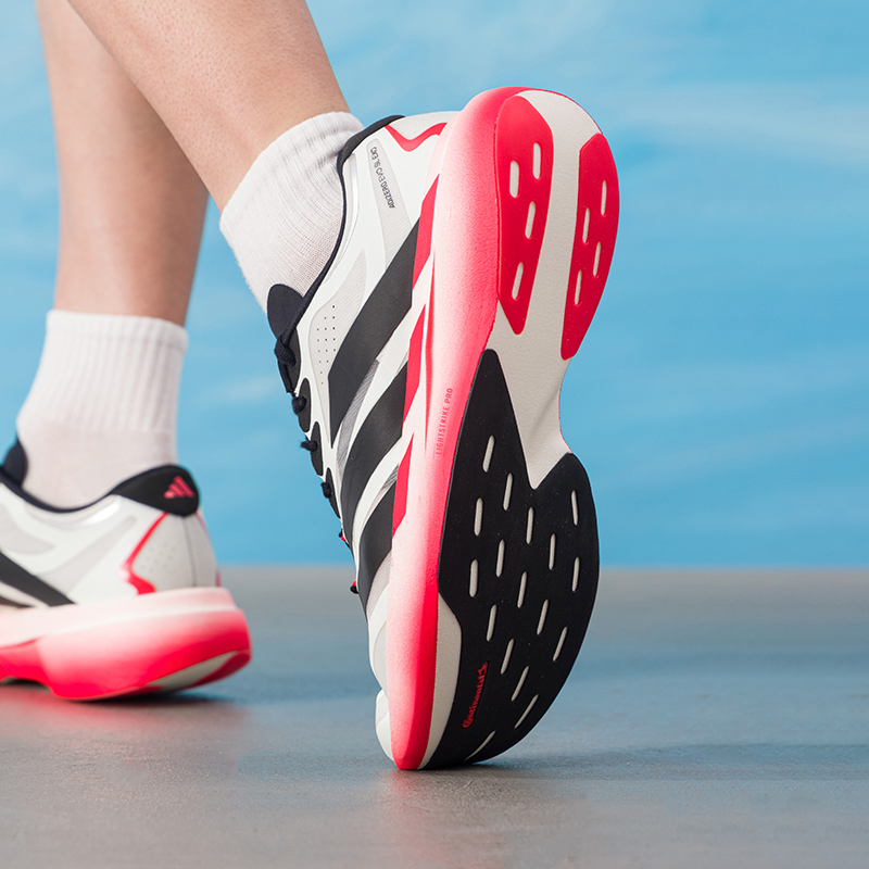 Мужская обувь Adidas, оригинал – обзор и цена Lightweight Road Running Shoes